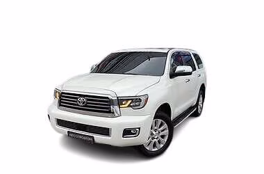 Dywaniki podłogowe do Toyota Sequoia SR5 2017-2022 II generacja US Crossover po restylingu 8-miejscowy